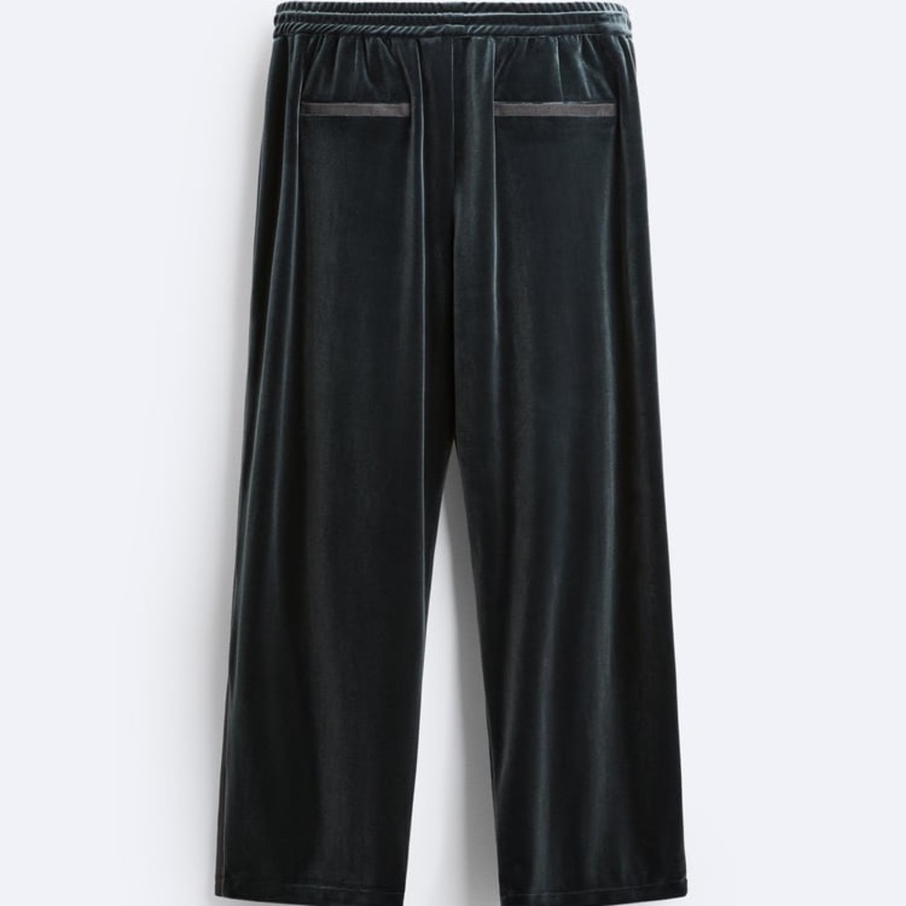 ZARA velvet lounge pants Spring 2025 collection
Condition: gently used